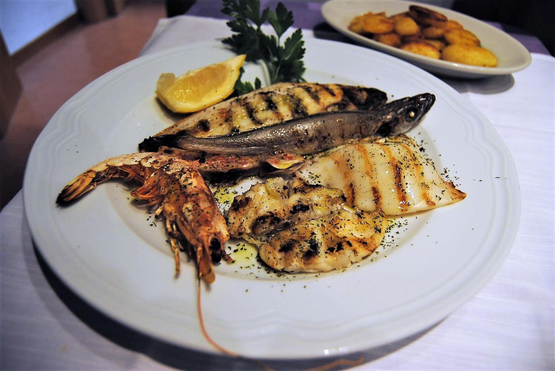 Hotel Ristorante Solelago Guardialfiera Bagian luar foto